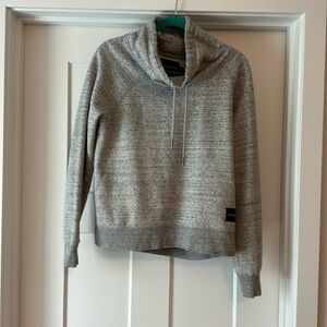 Calvin Klein: Grey Sweatshirt